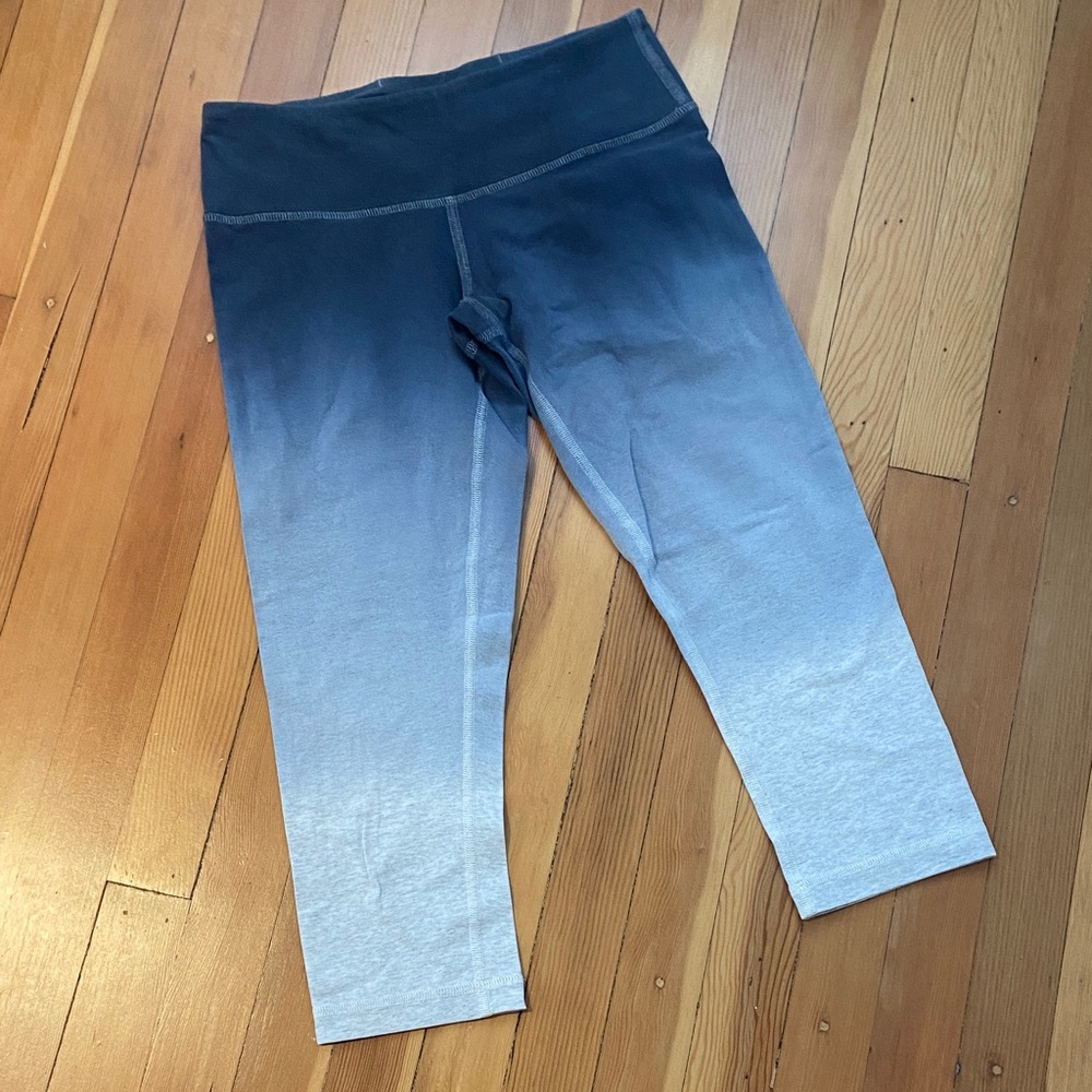 Gradient Blue Lululemon Leggings size 6